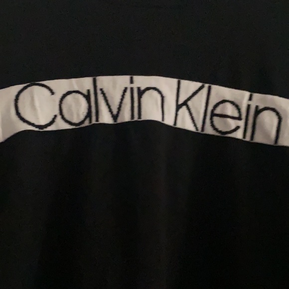 Calvin Klein Sweater - Picture 3 of 3
